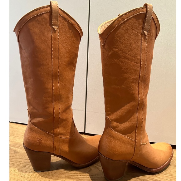 FRYE AND CO. Boots - Picture 2 of 5